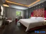 Business room with city view