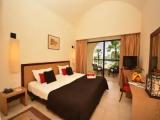 Standard room with pool view