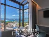Deluxe Suite with sea view