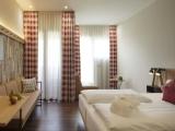 Premium Double room with street view