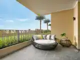 Standard Twin room with land view
