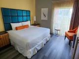 Suite with balcony
