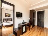 2 Bedrooms Standard Family room with balcony