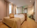 Junior Suite with pool view