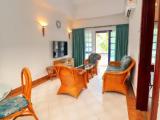3 Bedrooms Apartment with balcony and beachfront