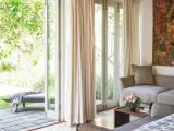 Suite with ocean view