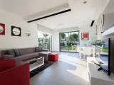 3 Bedrooms Apartment