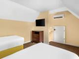 3 Bedrooms Quadruple Suite