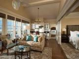 2 Bedrooms Suite beachfront
