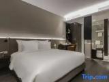 Deluxe Double room with city view