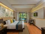Standard room with pool view
