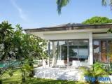 5 Bedrooms Villa seafront