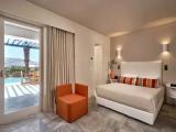 2 Bedrooms Suite with sea view