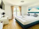 Superior Double Studio with balcony and with partial ocean view