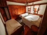 Standard Quadruple room with garden view