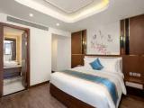 Junior Suite with city view