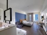 2 Bedrooms Family room