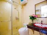 Deluxe Double room with city view