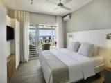 Deluxe room with balcony and with ocean view