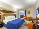 Standard Double room with partial sea view