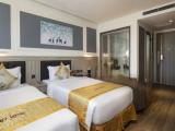 Deluxe Double room with city view
