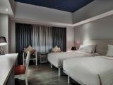 Superior Twin room with park view