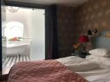 Suite with balcony