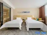Premier room