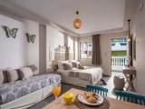 Superior Triple Studio with pool view