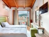 Standard Double room with city view