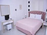 Standard Triple room with city view