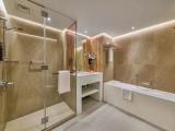 Deluxe Double room with city view