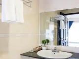 1 Bedroom Standard Quadruple Family room with city view