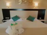 Standard Double room with partial sea view