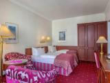 Standard Twin room with balcony