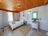 Standard room with pool view