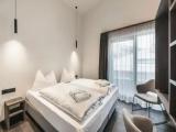 2 Bedrooms Penthouse Apartment