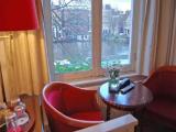 Standard Triple room with canal view