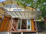 Superior Cottage