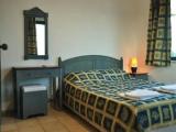 Standard Single Suite