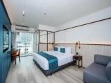 Deluxe Double room with city view