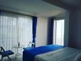 Standard room with pool view