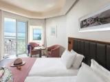 2 Bedrooms Family room Sea View