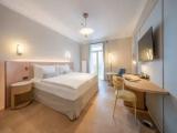 Deluxe room with balcony and with lake view