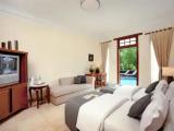 Villa with pool view