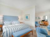 Junior Suite with balcony and with partial sea view