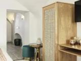 2 Bedrooms Suite with balcony