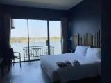 Deluxe room with land view