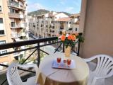 1 Bedroom Apartment with balcony
