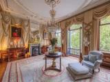 1 Bedroom Royal Apartment